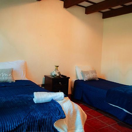 Palacio Del Conquistador San Cristobal El Bajo Екстер'єр фото