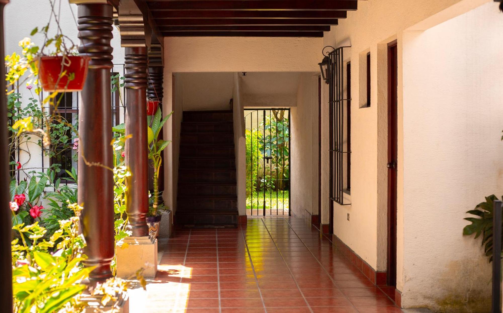 Palacio Del Conquistador San Cristobal El Bajo Екстер'єр фото